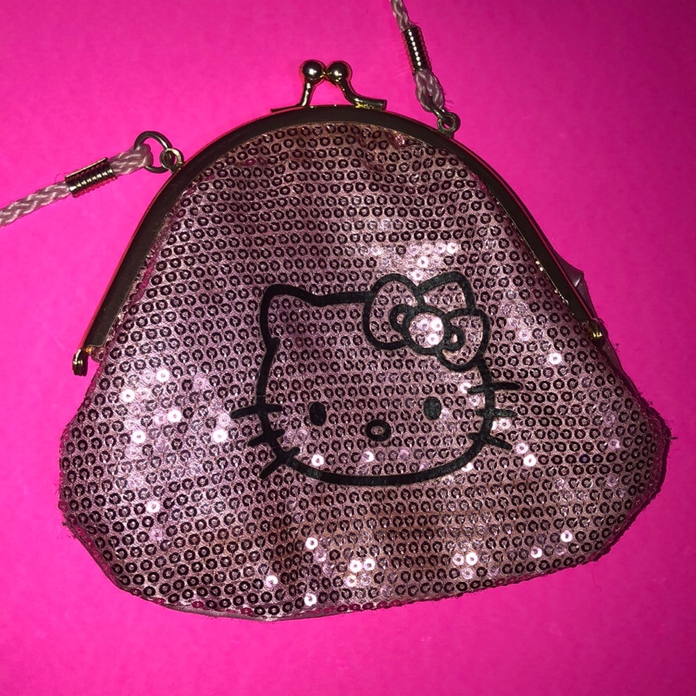kids hello kitty clutch !!💖